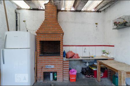 Casa à venda com 200m², 6 quartos e 3 vagas Casa à venda com 200m², 6 quartos e 3 vagasChurrasqueira