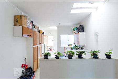 Casa à venda com 200m², 6 quartos e 3 vagas Casa à venda com 200m², 6 quartos e 3 vagasÁrea Comum