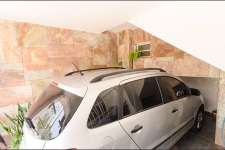 Casa à venda com 200m², 6 quartos e 3 vagas