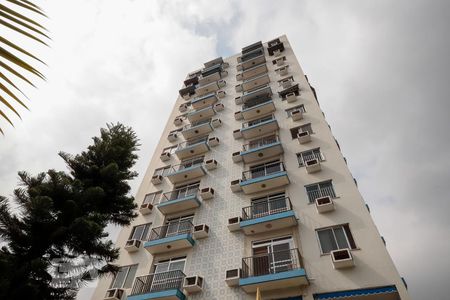 Apartamento à venda com 120m², 3 quartos e sem vaga