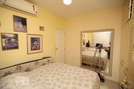 Apartamento à venda com 120m², 3 quartos e sem vaga Apartamento à venda com 120m², 3 quartos e sem vagaQuarto 2