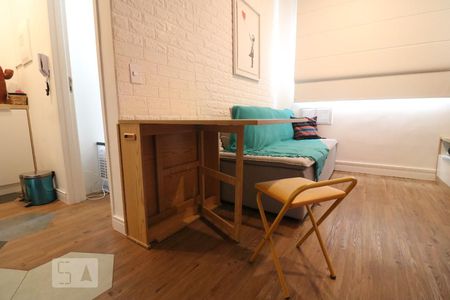 Sala de apartamento à venda com 2 quartos, 34m² em Vila Buarque, São Paulo