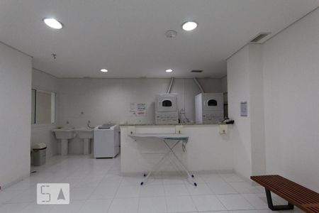 Apartamento à venda com 86m², 3 quartos e 2 vagas Apartamento à venda com 86m², 3 quartos e 2 vagasLavanderia