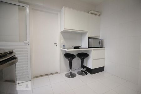 Apartamento à venda com 86m², 3 quartos e 2 vagasCozinha