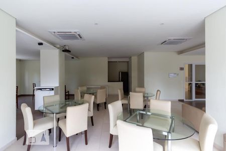 Apartamento à venda com 86m², 3 quartos e 2 vagas Apartamento à venda com 86m², 3 quartos e 2 vagasÁrea comum - Salão de festas