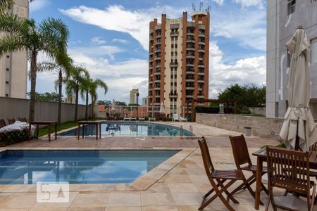 Apartamento à venda com 86m², 3 quartos e 2 vagas Apartamento à venda com 86m², 3 quartos e 2 vagasÁrea comum - Piscina