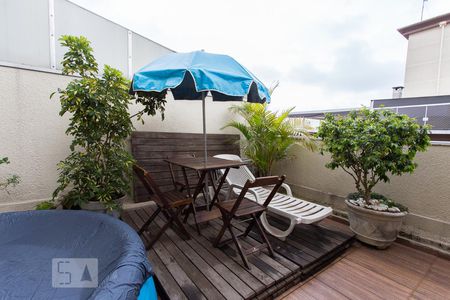 Apartamento à venda com 122m², 2 quartos e 1 vagaVaranda com Churrasqueira