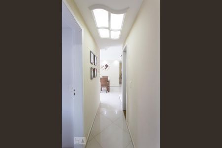 Apartamento à venda com 122m², 2 quartos e 1 vagaCorredor