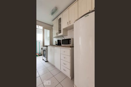 Apartamento à venda com 80m², 2 quartos e 1 vagaCozinha