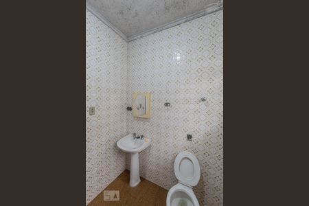 Casa à venda com 184m², 3 quartos e 3 vagas Casa à venda com 184m², 3 quartos e 3 vagasBanheiro Social