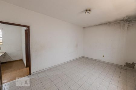 Casa à venda com 184m², 3 quartos e 3 vagas Casa à venda com 184m², 3 quartos e 3 vagasQuarto 3