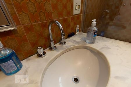 Apartamento à venda com 174m², 4 quartos e 3 vagasBanheiro