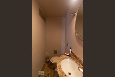 Apartamento à venda com 174m², 4 quartos e 3 vagasLavabo