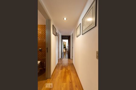 Apartamento à venda com 174m², 4 quartos e 3 vagasCorredor