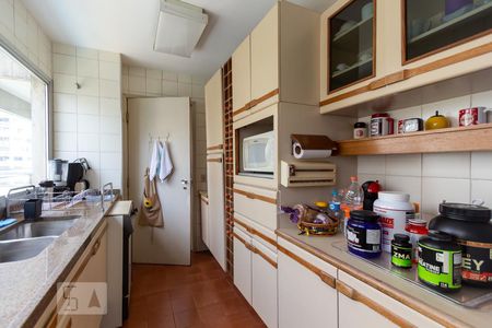 Apartamento à venda com 174m², 4 quartos e 3 vagasCozinha