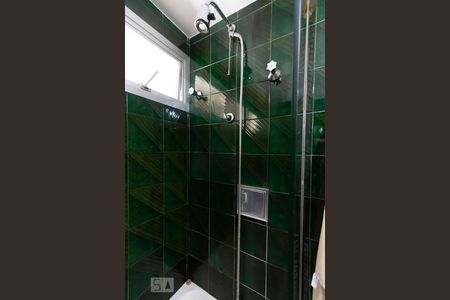 Apartamento à venda com 174m², 4 quartos e 3 vagasBanheiro da suíte