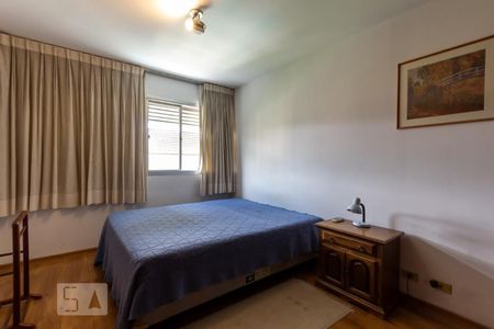 Apartamento à venda com 174m², 4 quartos e 3 vagasQuarto 2