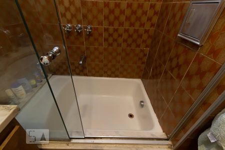 Apartamento à venda com 174m², 4 quartos e 3 vagasBanheiro