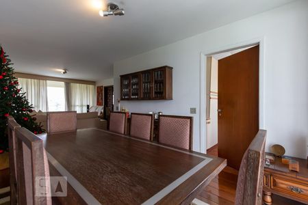 Apartamento à venda com 174m², 4 quartos e 3 vagasSala de jantar