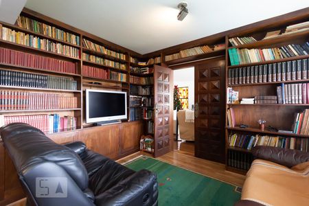 Apartamento à venda com 174m², 4 quartos e 3 vagasEscritório