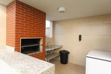 Apartamento à venda com 45m², 2 quartos e 1 vagaÁrea comum - Churrasqueira