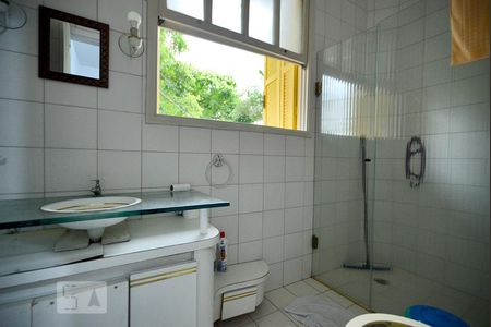 Casa à venda com 300m², 5 quartos e 3 vagasBanheiro