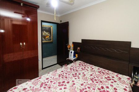 Casa à venda com 550m², 4 quartos e 5 vagasQuarto