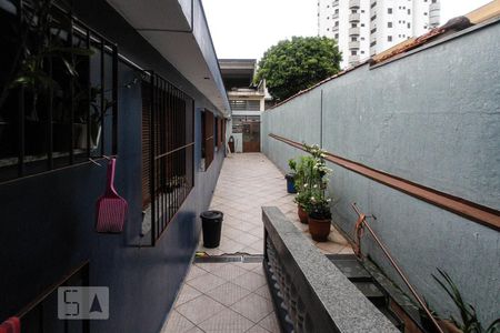 Casa à venda com 550m², 4 quartos e 5 vagasCorredor