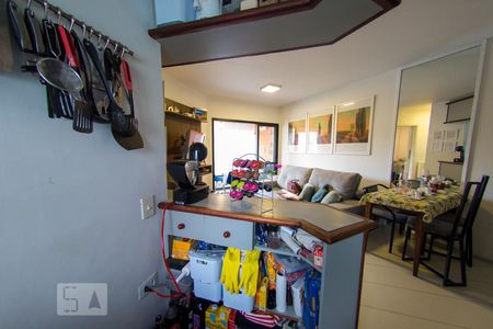 Apartamento à venda com 40m², 1 quarto e 1 vaga Apartamento à venda com 40m², 1 quarto e 1 vagaCozinha