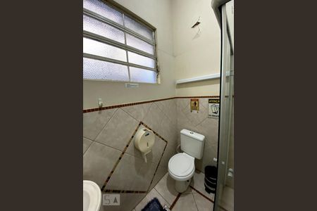 Casa à venda com 100m², 2 quartos e sem vagaBanheiro