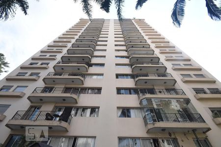 Apartamento para alugar com 147m², 4 quartos e 3 vagasFachada