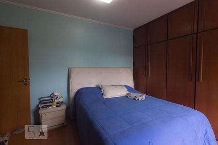 Casa à venda com 310m², 4 quartos e 5 vagas Casa à venda com 310m², 4 quartos e 5 vagasQuarto 3