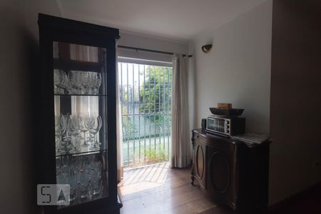 Casa à venda com 310m², 4 quartos e 5 vagas Casa à venda com 310m², 4 quartos e 5 vagasSala de Jantar