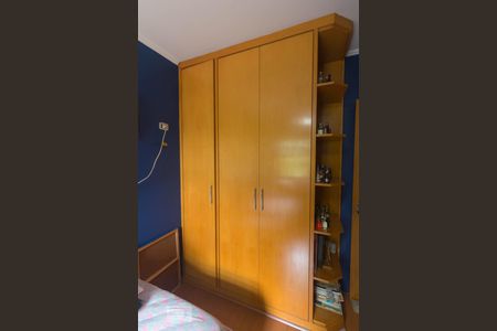 Casa à venda com 310m², 4 quartos e 5 vagas Casa à venda com 310m², 4 quartos e 5 vagasQuarto 2