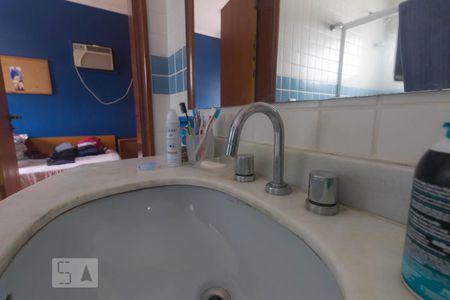 Casa à venda com 310m², 4 quartos e 5 vagas Casa à venda com 310m², 4 quartos e 5 vagasBanheiro - Quartos 2 e 3