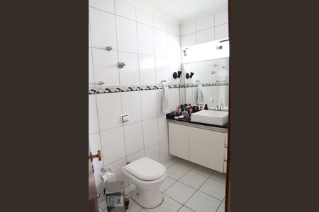 Casa à venda com 430m², 6 quartos e 4 vagas