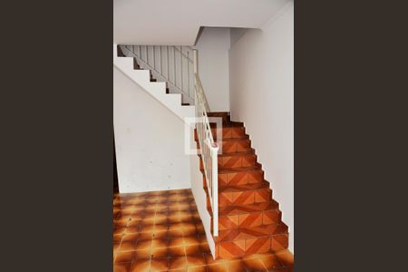 Detalhe - Escada Quartos de casa para alugar com 2 quartos, 73m² em Jardim Sao Ricardo, São Paulo