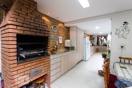 Casa à venda com 235m², 3 quartos e 1 vagaChurrasqueira