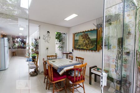 Casa à venda com 235m², 3 quartos e 1 vagaSala de Jantar