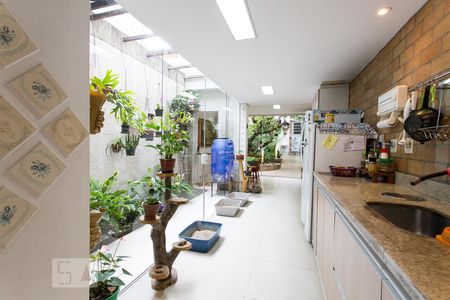 Casa à venda com 235m², 3 quartos e 1 vagaCozinha