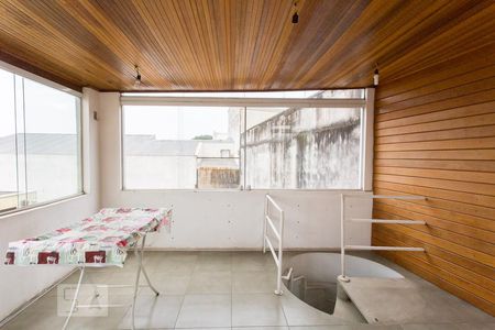 Casa à venda com 235m², 3 quartos e 1 vagaTerraço
