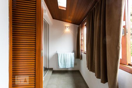 Casa à venda com 235m², 3 quartos e 1 vagaSuíte 1