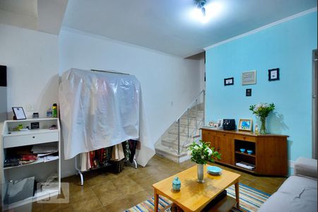 Casa à venda com 158m², 2 quartos e 1 vagaSala