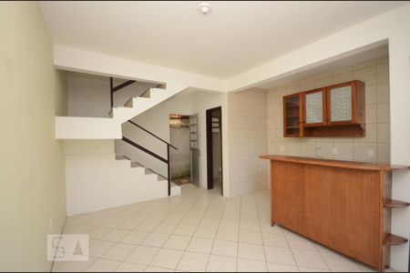 Apartamento para alugar com 1 quarto, 55m² em Ingleses do Rio Vermelho , Florianópolis