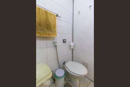 Apartamento à venda com 60m², 3 quartos e sem vagaBanheiro Corredor