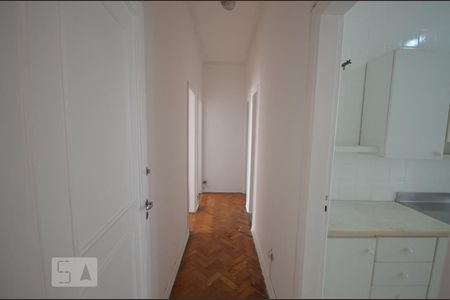 Corredor de apartamento à venda com 3 quartos, 155m² em Urca, Rio de Janeiro