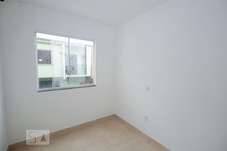 Quarto 1 de casa de condomínio para alugar com 2 quartos, 80m² em Riachuelo, Rio de Janeiro