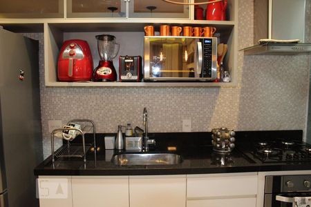 Apartamento à venda com 75m², 2 quartos e 2 vagasCozinha