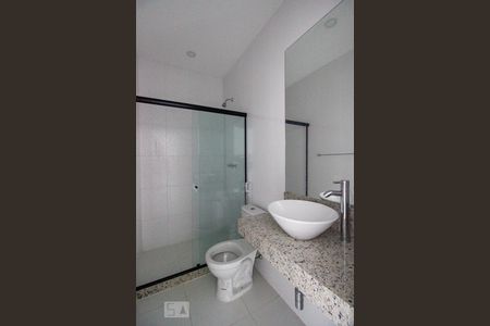 Apartamento para alugar com 320m², 3 quartos e 2 vagas Apartamento para alugar com 320m², 3 quartos e 2 vagasBanheiro da Suíte 1