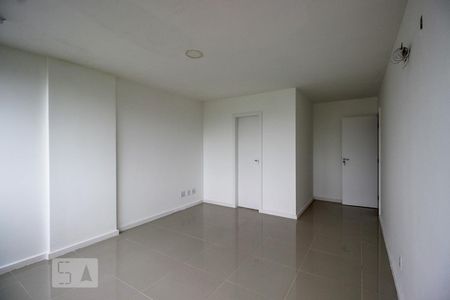Apartamento para alugar com 320m², 3 quartos e 2 vagas Apartamento para alugar com 320m², 3 quartos e 2 vagasSuíte 2